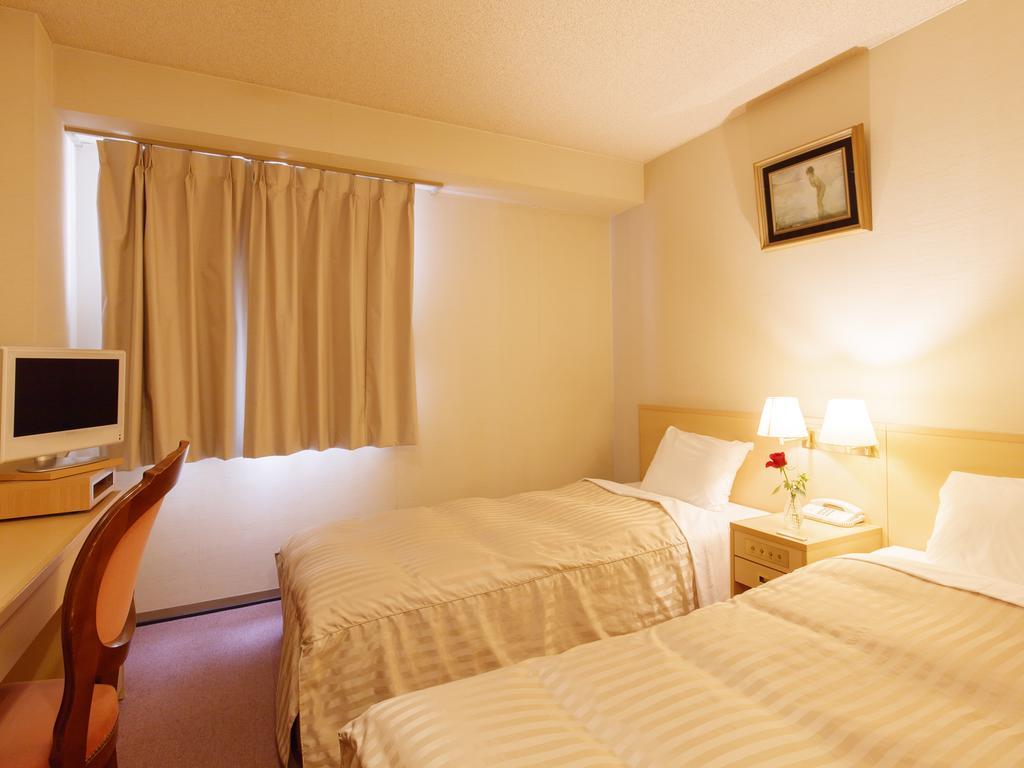 Hotel Pearl City Akita Omachi Екстериор снимка